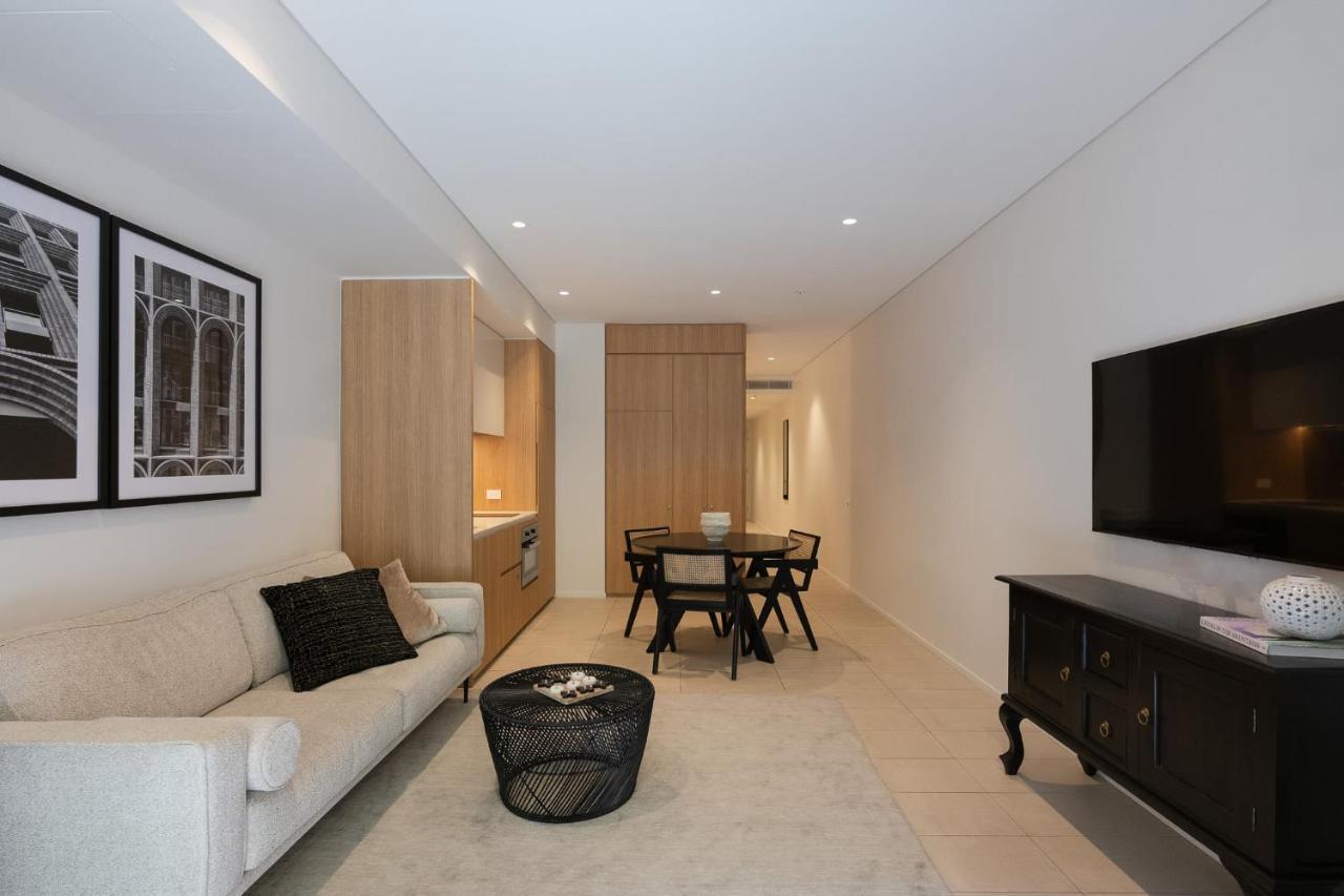 Living At It's Finest On Clarence * Sydney